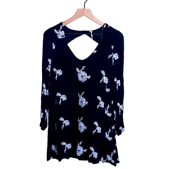 FREE PEOPLE embroidered blouse size small - Picture 1 of 6
